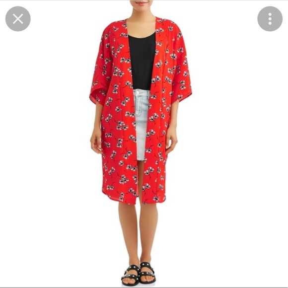 Lovely red kimono - Picture 4 of 4